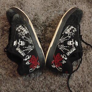 World Industries skate shoes